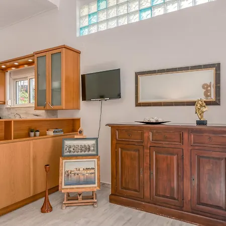 Lavande Apartment *